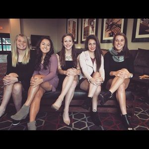 Meet your Posher, Julia